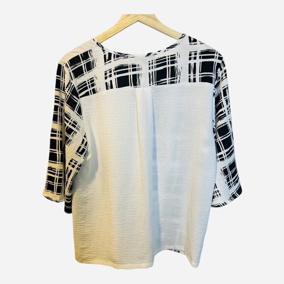 Radzoli Women’s Mixed Media Black White Top Size Small Lightweight 3/4 Sleeve - Picture 3 of 5